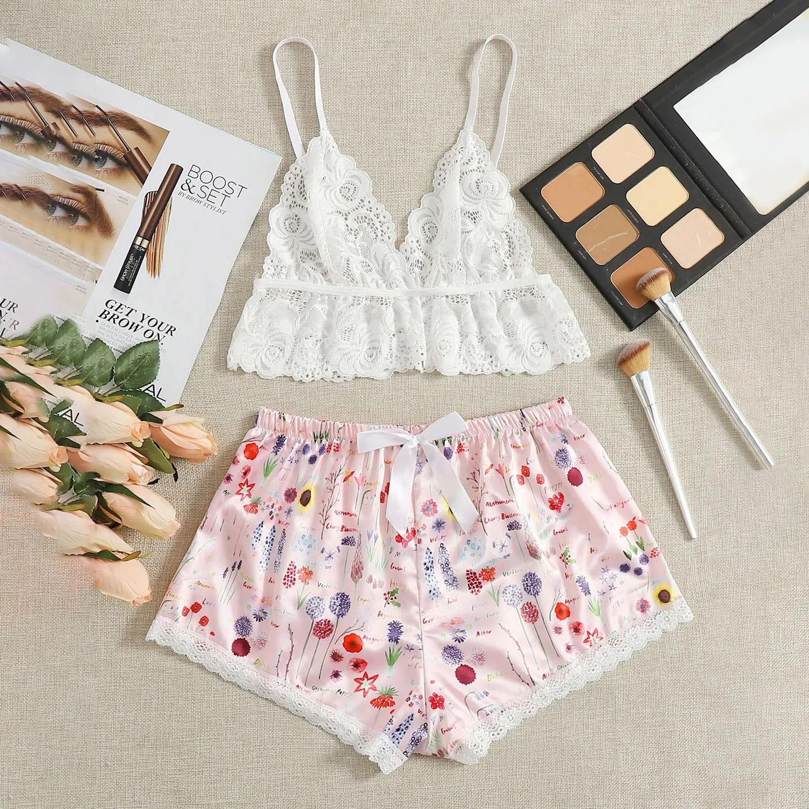 

Ladies fashionable polyester sexy lace underwear cute printed silk shorts skin-friendly pajamas set pijamas F